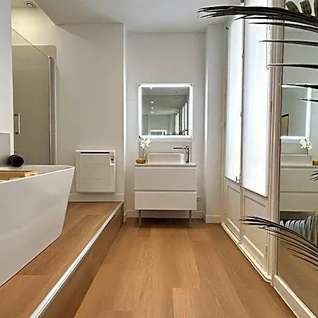 Apartmanhotel Coeur De Lille- 2 Ideal Famille 3*
